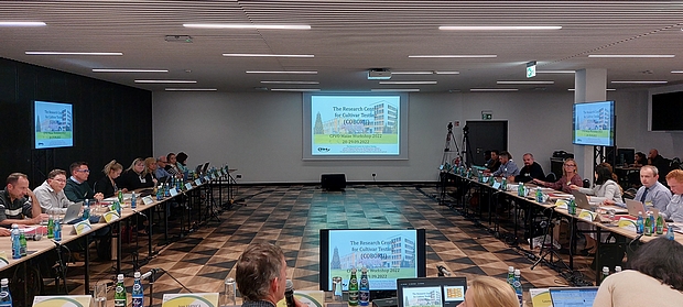 Początek spotkania o TW on Maize 2022 – prezentacja o COBORU