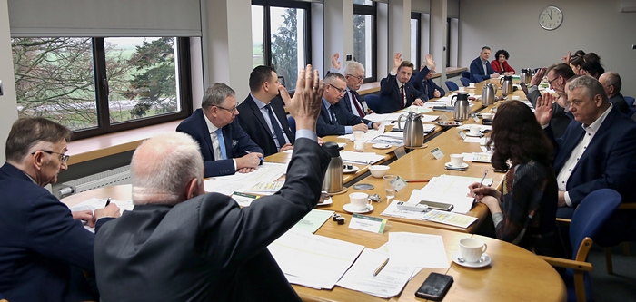 Posiedzenie komisji ds. rejestracji odmian roślin oleistych i włóknistych - głosowanie