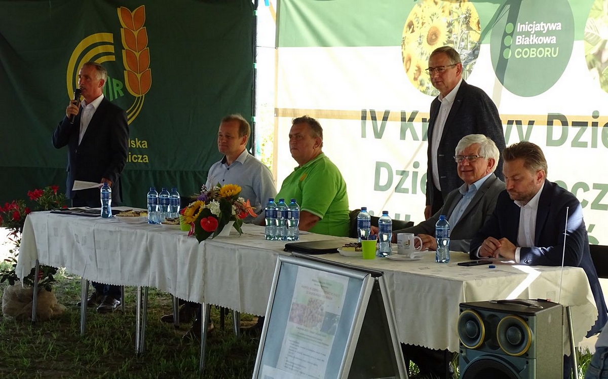 Rozpoczęcie spotkanie prze dyr. COBORU H. Bujaka i M. Behnke